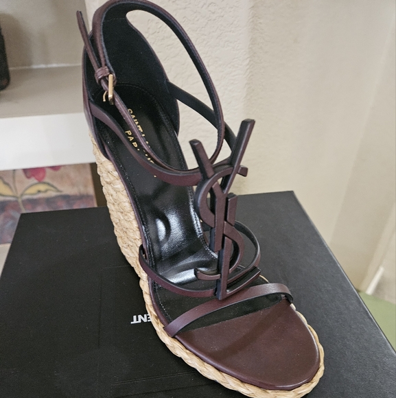 Saint Laurent Cassandra 105 Wedge Sandals - Picture 4 of 10